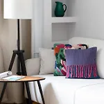 Elegant Filtry With Parking In By Renters Apartment *