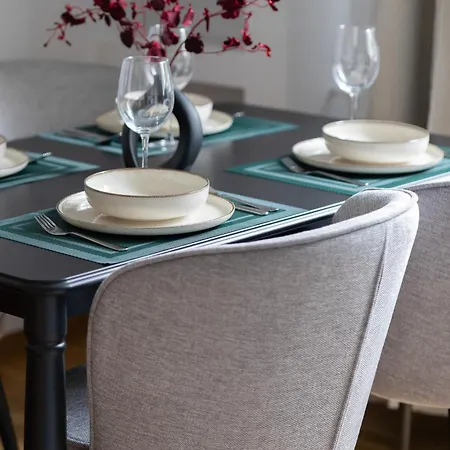 Elegant Filtry With Parking In By Renters דירה ורשה