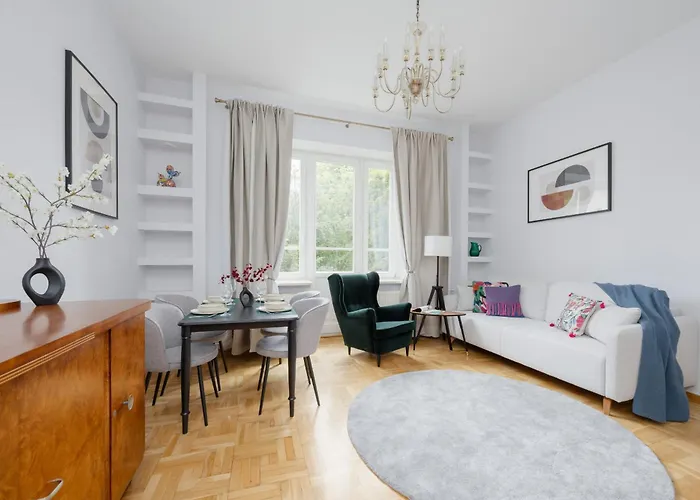 Elegant Filtry With Parking In By Renters *