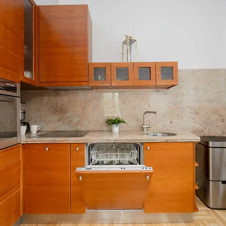 Elegant Filtry With Parking In By Renters * Warszawa